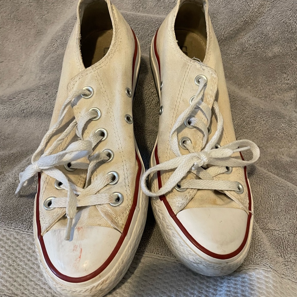 Converse - Picture 3 of 3
